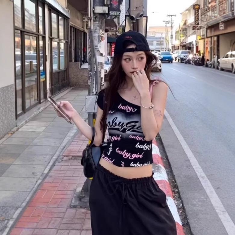 

Women s Black Letter Print One-Shoulder Slim-Fit Short-Sleeve Summer Top XL