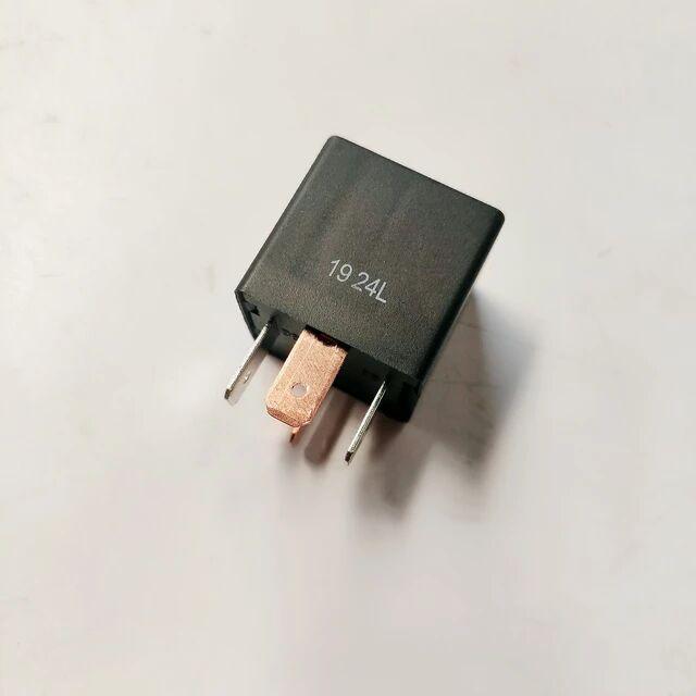 3735907U1010 Стартерный реле стартера для JAC Rein Refine Refine M3 M4 S5 IEV iEV5 Tongyue J3 Heyue J6 RS Binyue Yueyue J2 1 pcs