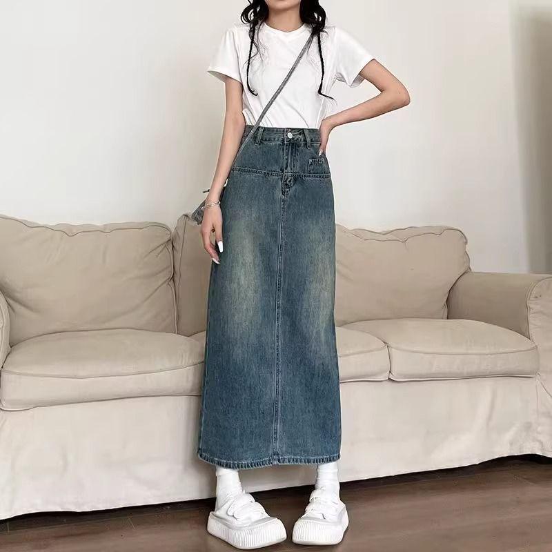 High Waist Retro Denim Skirt for Plus Size Women - Slimming A-line, Mid-Length for Spring & Autumn.