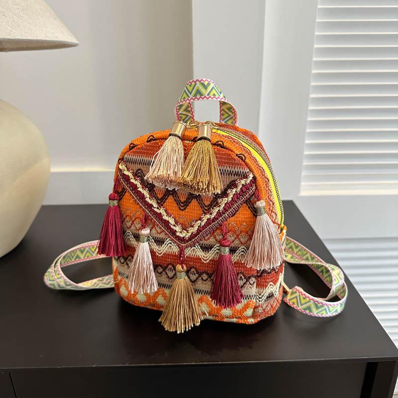 1PC Lightweight Women's Backpack Ethnic Style Tassel Crossbody Bag Going Out Fashion Versatile Small Backpack