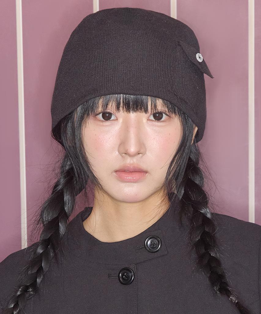 Kiibi Boki Pocket Beanie Black