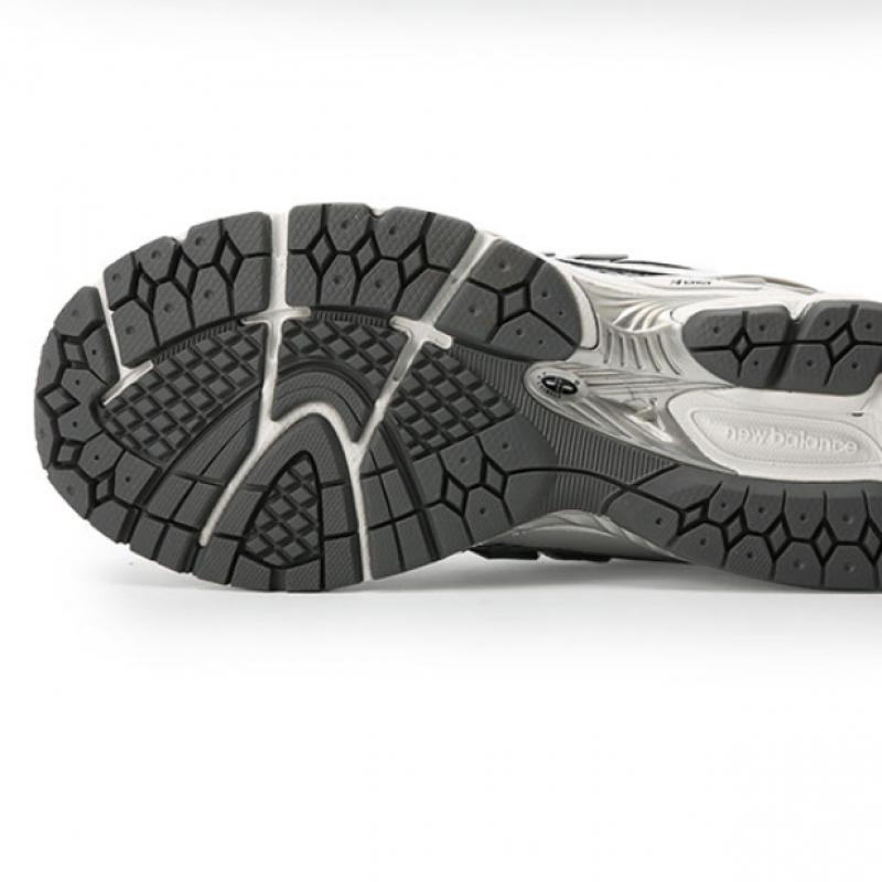 New Balance Running Shoes 1906