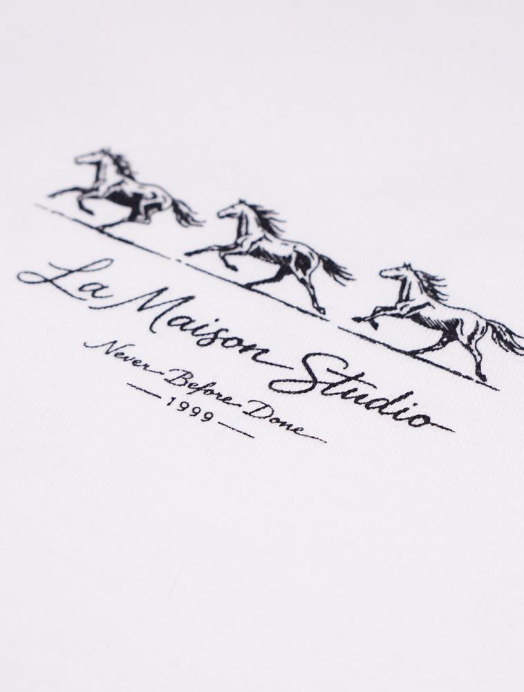 LA MAISON STUDIO Mustang Slim Fit Short Sleeve T-Shirt White/Black (Fcg2Ts770W)
