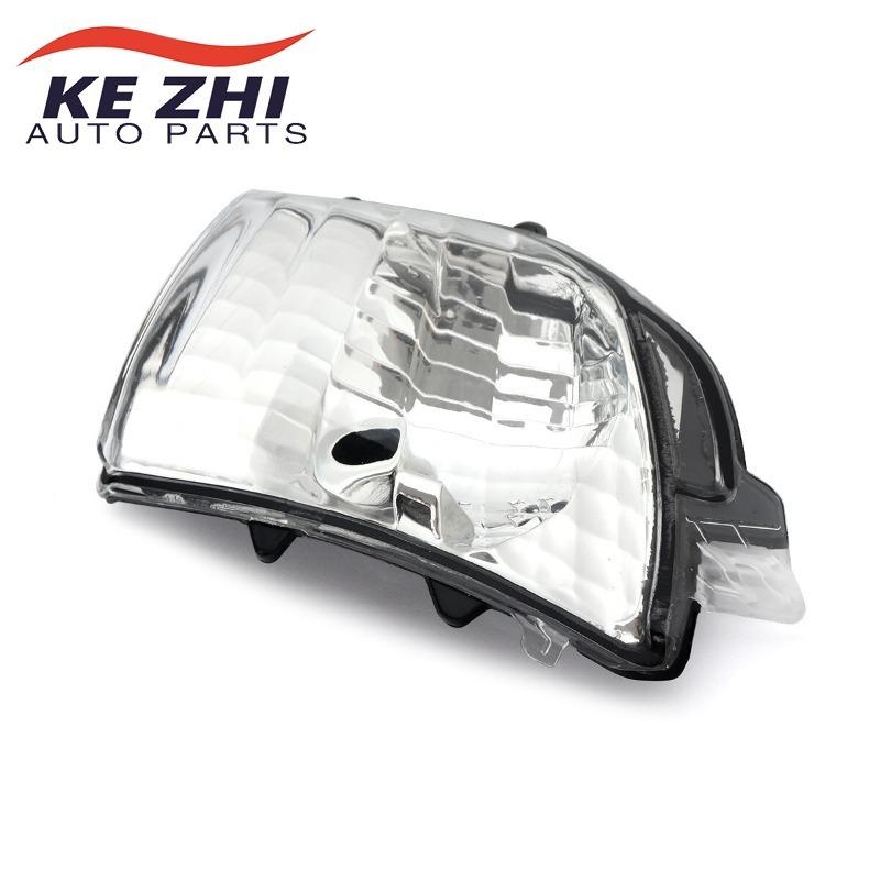 Obudowa kierunkowskazów w lusterku wstecznym (bez żarówki) Dla Volvo XC70 XC90 V70 2007-2016 OEM 31111813 31111814