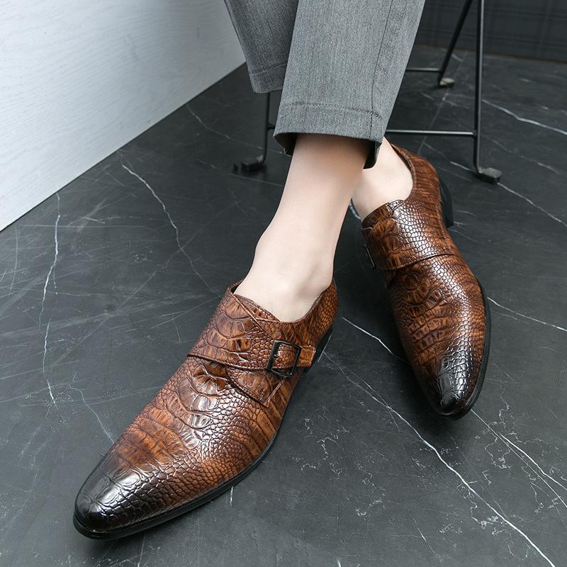 Chelsea Snake Patterned Pointed Leather Shoes with Metal Buttons Men's Oxford Formal Shoes Fashionable Low Cut New Men's Shoes
