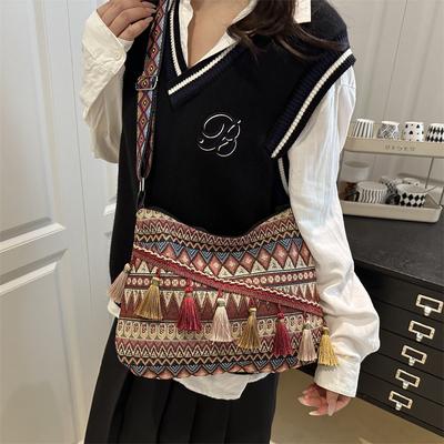 Fashion Ethnic Style Tassel Tote Bag New Niche Shoulder Bag Simple Holiday Style Versatile Women's Bag