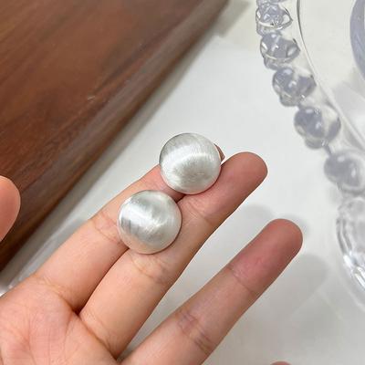 Cool Retro Brushed Ball Earrings Fashionable Light Luxury High-end Niche Earrings