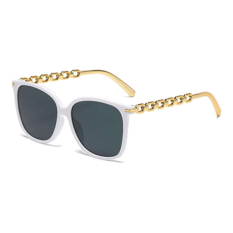 Retro Square Chain Sunglasses for Women - European & American Style, Large Frame, Trendy Street Fashion, High-End Feel, UV Protection