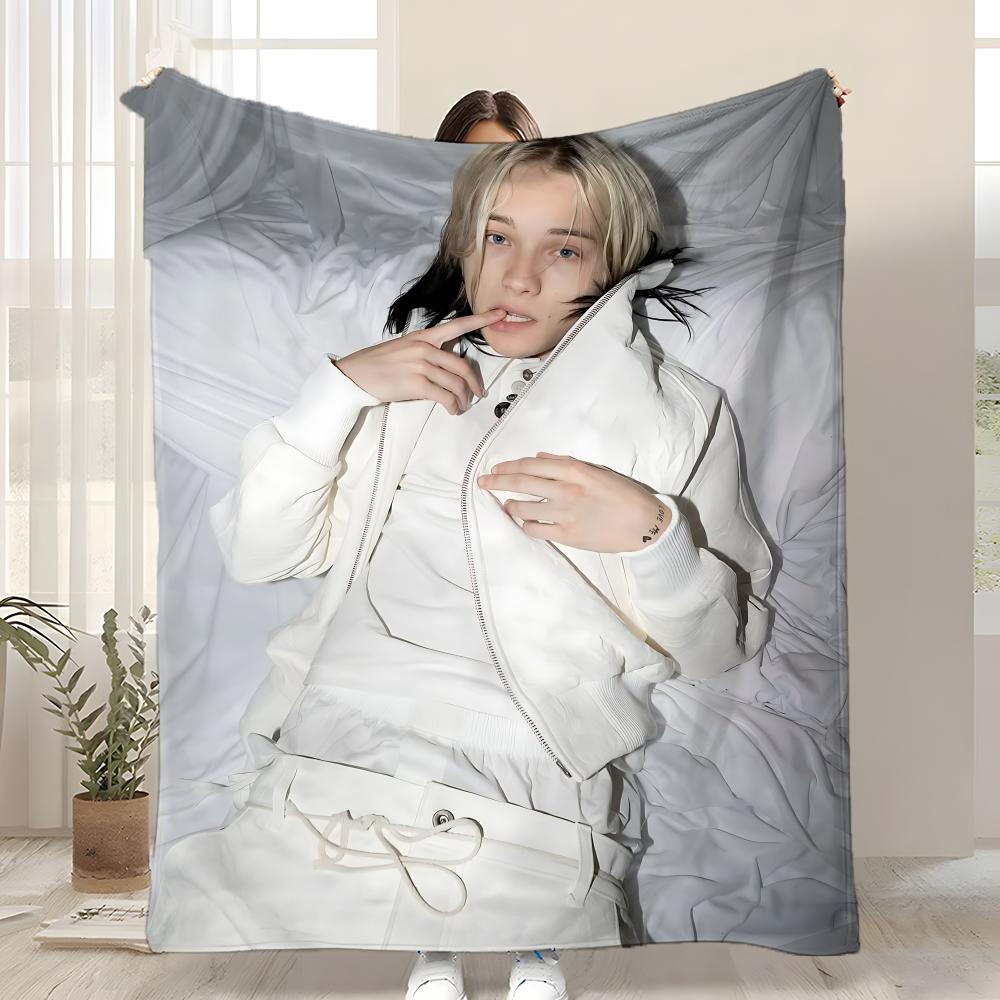 

Singer N-NettspendS Throw Kid-Friendly Flannel Throw Blanket Soft Warm Anti-Static Washable All Season 75x90cm