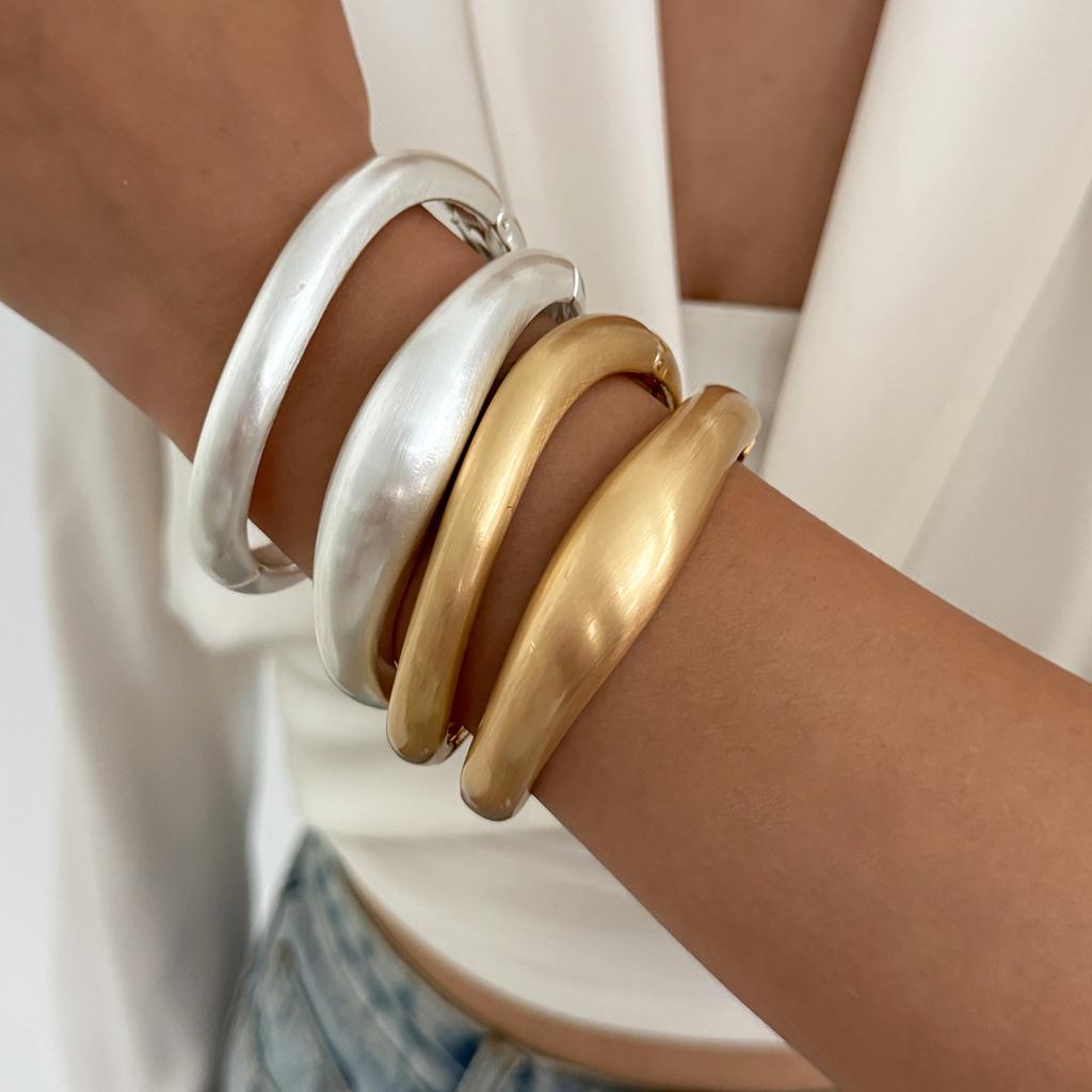 Punk Style Metal Texture Matte Bracelet, Fashion Style Irregular Glossy Spring Buckle Bracelet