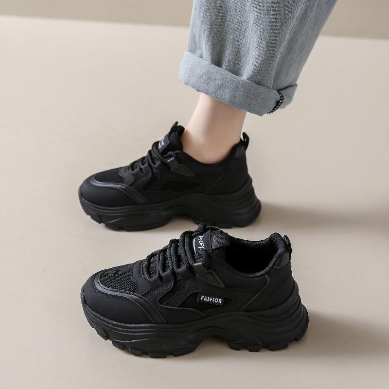 Black sneakers spring casual soft-soled platform running dad shoes