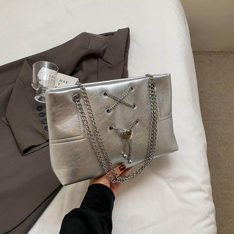 Large capacity niche chain bag women's summer new tote bag texture shoulder messenger bag