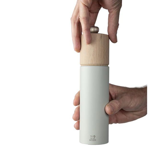 Moulin À Sel - Peugeot - Boreal 21 Cm - Bois De Hêtre PEFC - Vert Sauge - Réglage Classique