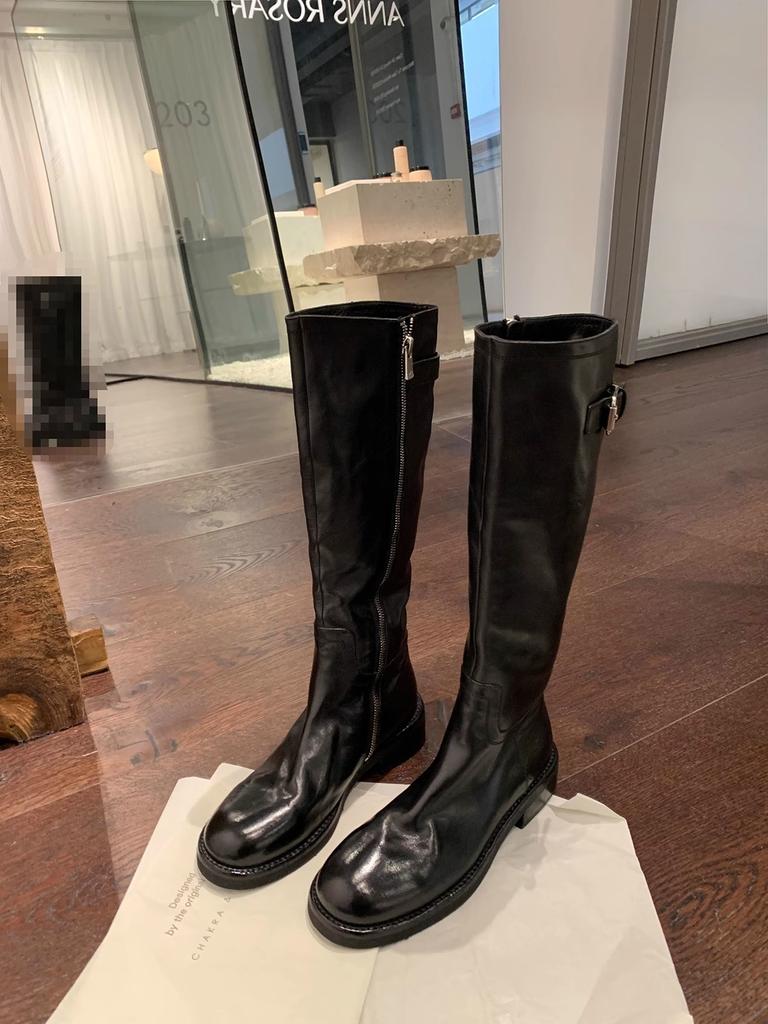 Grape mother has the same washed horse leather, European and American round head belt buckle, thick-soled medium and high knight boots, women's knee b