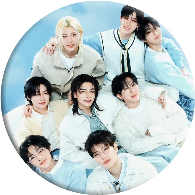 Stray Kids 5th Gen Fanclub Badge Mirror Keychain - Hwang Hyunjin Star Merchandise