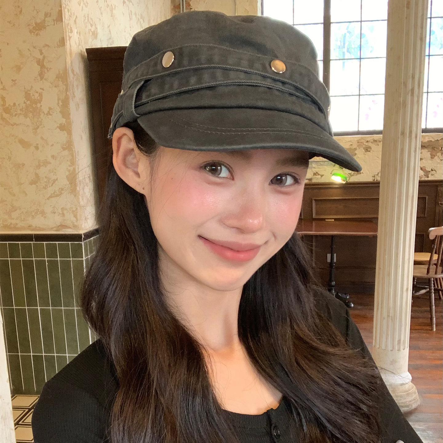 

Берет в японском стиле, клепки, состаренный, с плоским верхом, женский, осенний, большой окружности головы, подчеркивающий лицо, маленькая кепка-утка, литературная шляпа для верховой езды M（56-58cm）