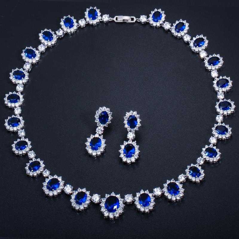 Bridal Wedding Dress, Banquet Jewelry Set, Micro-Inlaid Zircon Earrings, Necklace Jewelry Three-Piece Set