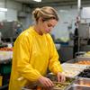 Waterproof Apron with Long Sleeves Food-Grade TPU Protective Smock Oil Resistant Workwear for Food Processing Cold Storage Seafood Work
