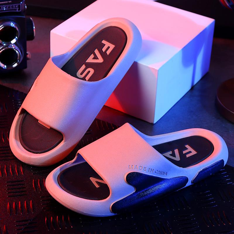 New slippers men's summer couple wear non-slip and wear-resistant thick bottom student home beach sandals
