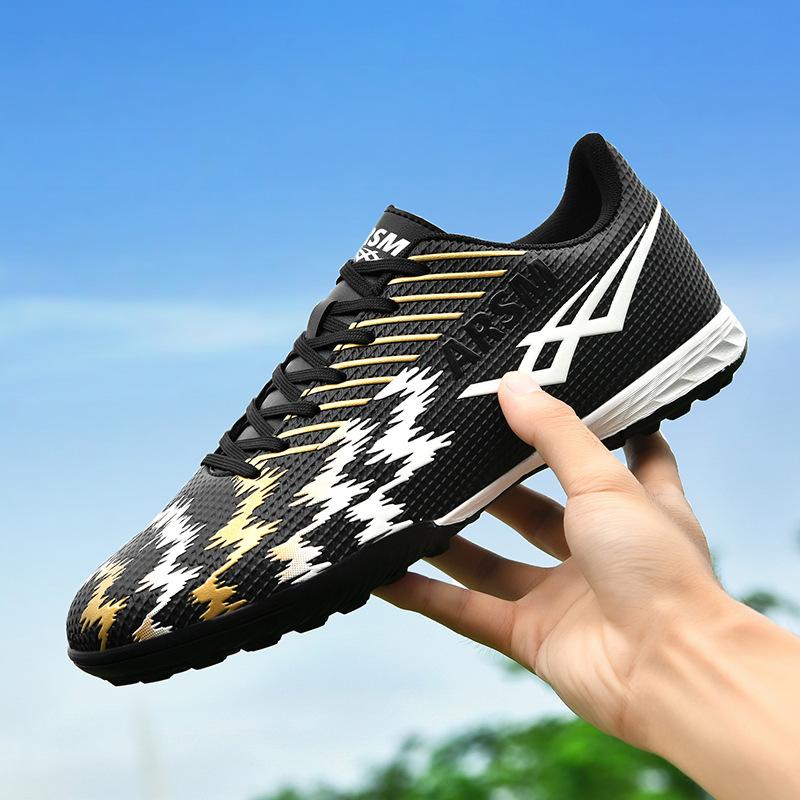2025 New Low-top Football Shoes, Light Artificial Grass Broken Nails, Adult Men's and Women's Actual Combat Training Shoes