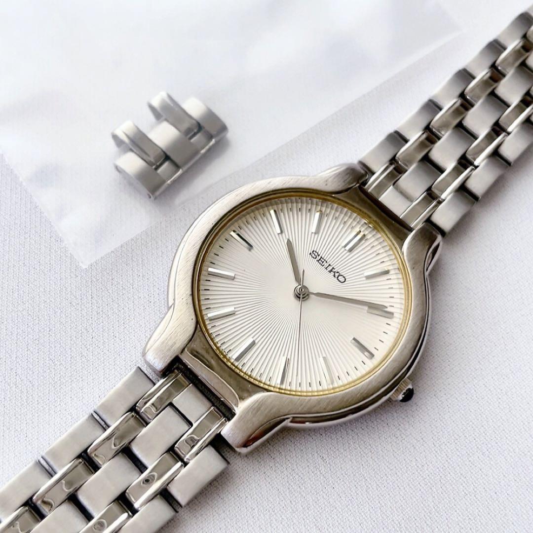 

[USED] SEIKO V701-7A70 Men s Quartz Watch, Working Condition, Spare Links Included