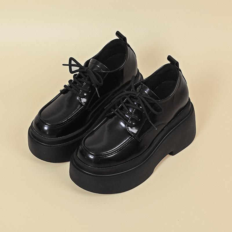 

Туфли-лоферы на высокой платформе для женщин, весна 2025, новая модель, супервысокий каблук, маленькая шнуровка, британские маленькие кожаные туфли 40 чёрный