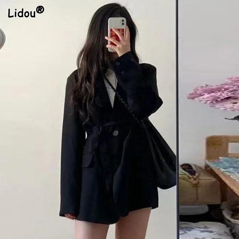 Kerbiges Temperament Einfarbig Knopfleistentaschen Schlichtheit Blazer Elegant Mode Locker Lässig Damenbekleidung Frühling Sommer