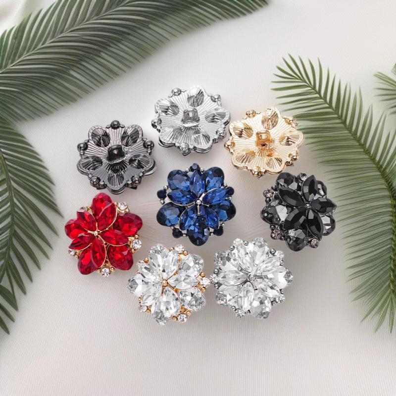 Crystal Flower Metal Alloy Buttons for Sewing DIY Decorative Button for Wool Coat Fur Coat Clothing Accessories