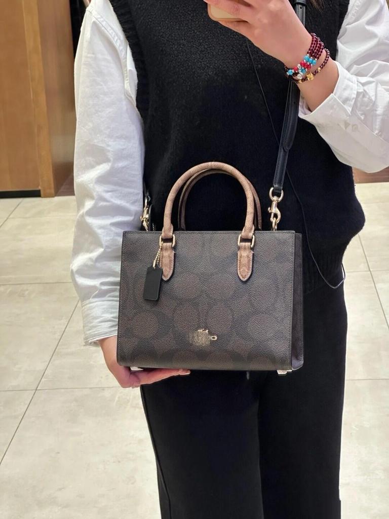 Koujia Maggie Módní kabelka tote a crossbody s velkou kapacitou pro ženy