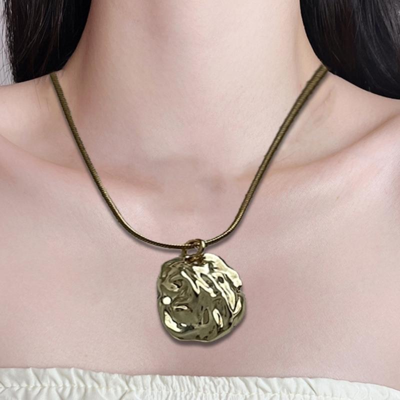 Stainless Steel Heart Necklace Female Temperament Niche Snake Bone Collarbone Chain Student Adjustable Chain Jewelry