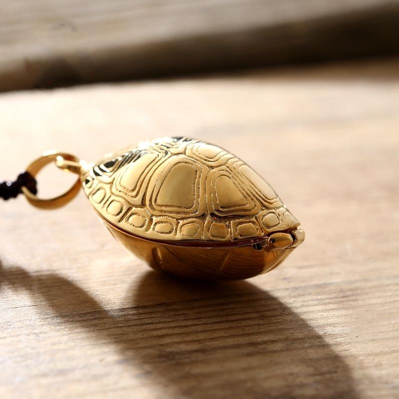 Retro Rich Turtle Shell Pendant, Trendy Men's Turtle Shell Can Be Opened Pendant with Rope Accessories