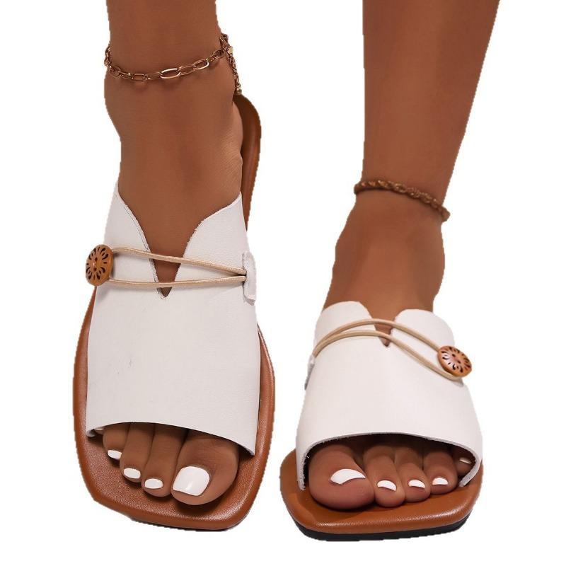 Women's slippers summer new flat-bottomed casual retro sandals one-word large size