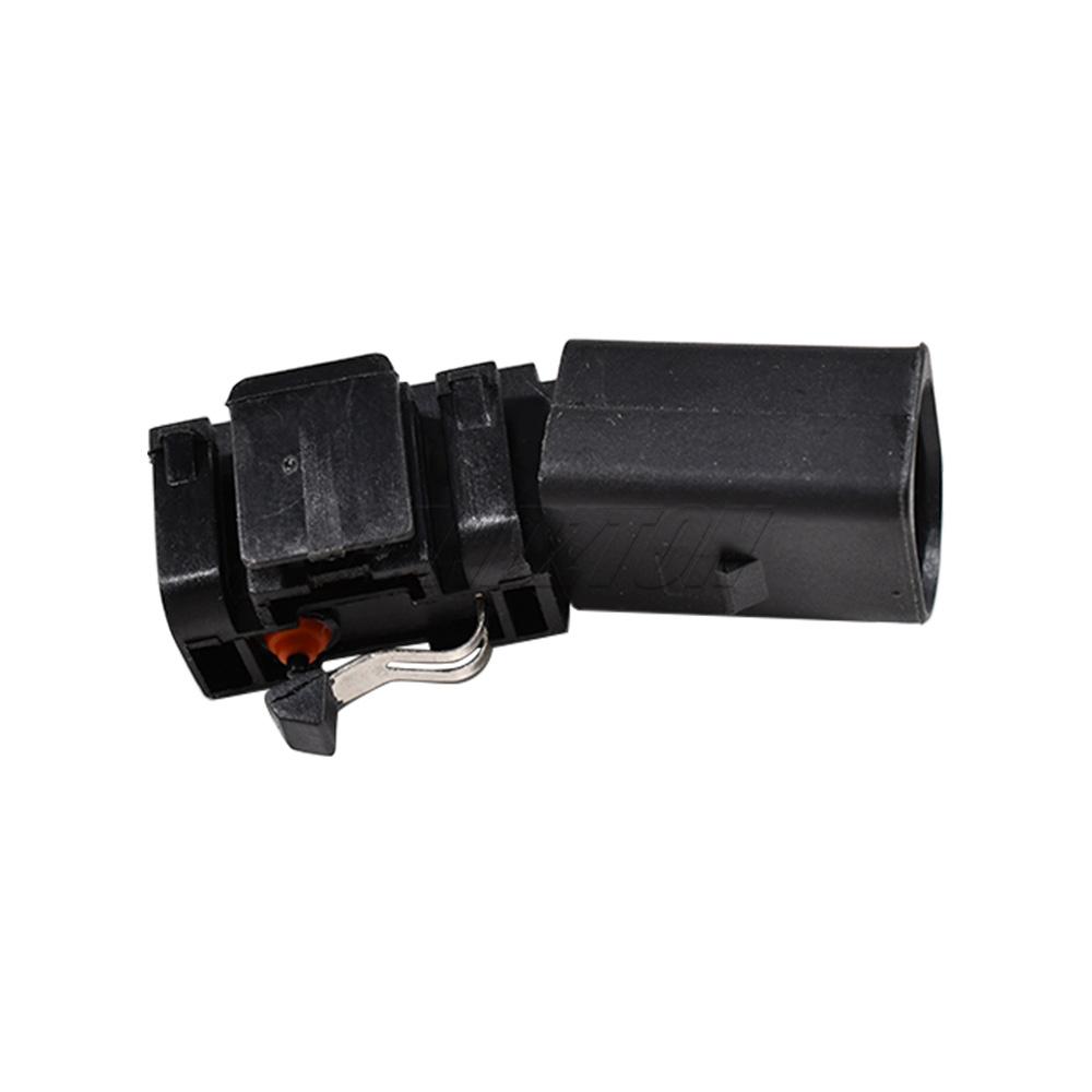 1Pc New Tailgate Cylinder Lock Micro Switch Unit 2Pins 1T0962103 1T0962103A For VW Polo 9n Jetta A5 1K 2005-2010 Car Accessories