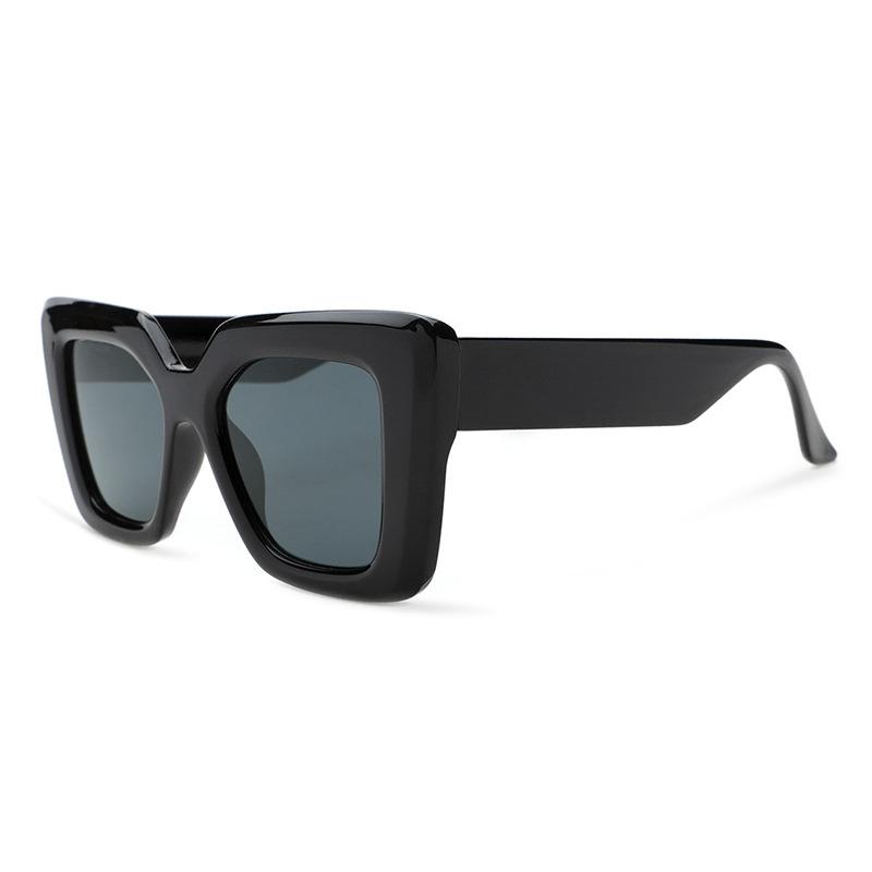 

Latest Fashion Cat Eye Sunglasses Vintage Luxury Brand Designer Black Oversized Ladies Sun Glasses Square Eyewear UV400 Shades As shown