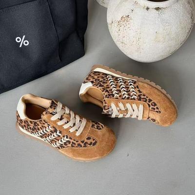 Zapatillas de entrenamiento alemanas de cuero con estampado de leopardo para mujer 2025 otoño e invierno nuevas de suela gruesa de terciopelo retro versátiles casuales deportivas Zapatillas Forrest Gump
