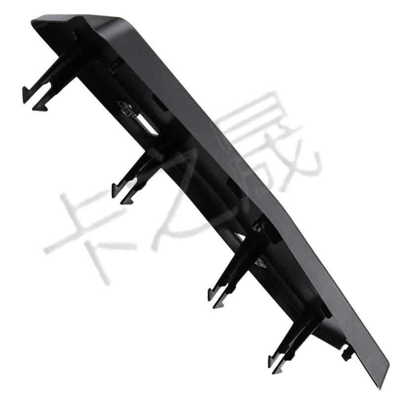 2058804900 Frontkennzeichenhalter für Mercedes-Benz W205 C-Klasse Limousine