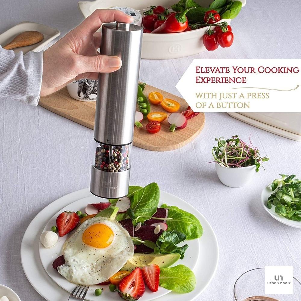StainlessSteel Electric Salt and Pepper Grinder Set Salt and Pepper Grinder 1/2Pack AutomaticOne Hand OperationAdjustableGrinder