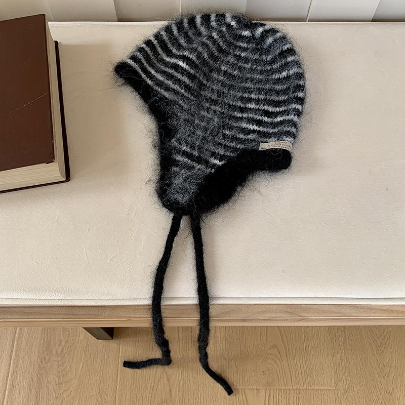 Women Winter Hat 100% Wool Knitted Black White Striped Beanie Baggy Cap Warm Windproof Outdoor Ski Balaclava Casual New