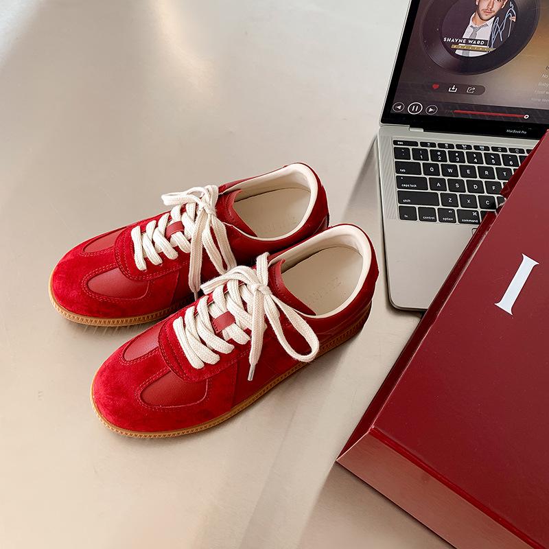 

Small inner height increase silver women s spring new versatile color matching casual sports shoes 34