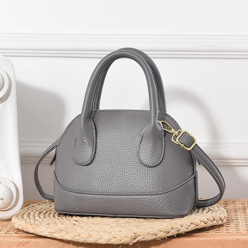 

Сумки Женские сумки-мессенджеры 2025 новые высококлассные вместительные сумки нишевые одноплечевые универсальные женские сумки тренд серый