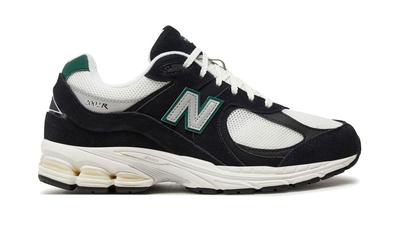 Sneakers New Balance Black/Beige M2002RRA