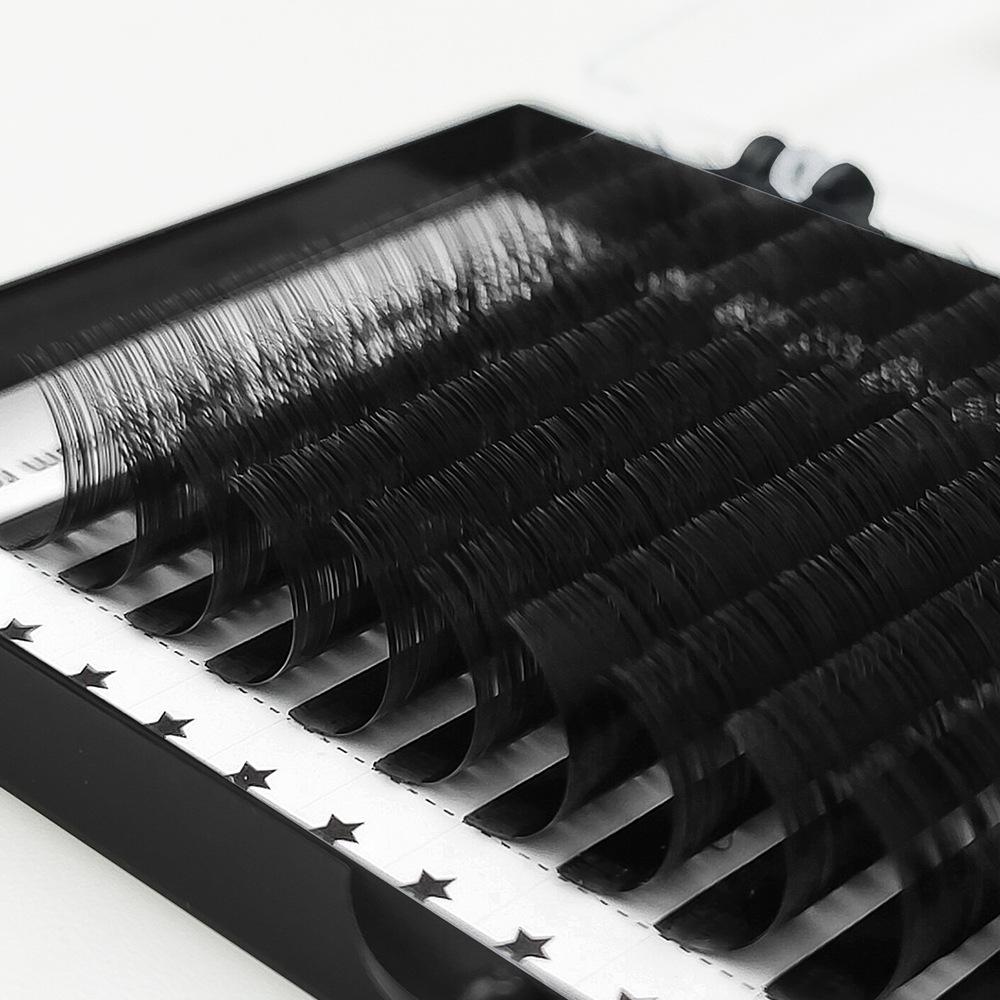16-Row Matte Round Mink Velvet Manga Style Eyelashes - Natural, Comfortable, Dense, and Manually Bloomed.
