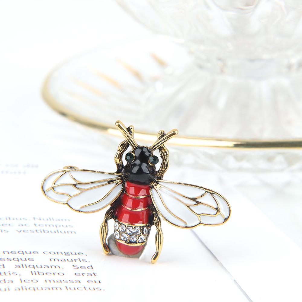 

Lovely Rhinestone Bee Insect Shape Metal Lapel Pin Brooch Fashion Jewelry красный