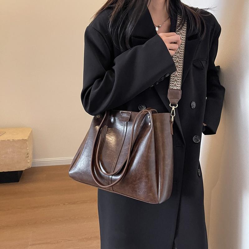 Dámská velkokapacitní kabelka přes rameno přes rameno