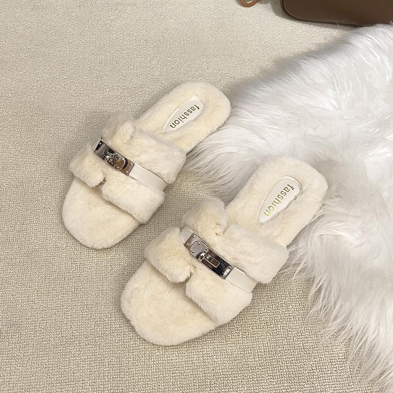 

Популярные в интернете пушистые тапочки женские 2025 осень и зима новые толстая подошва шлепанцы на перемычке маленький ароматный тренд плюшевые тапочки 40