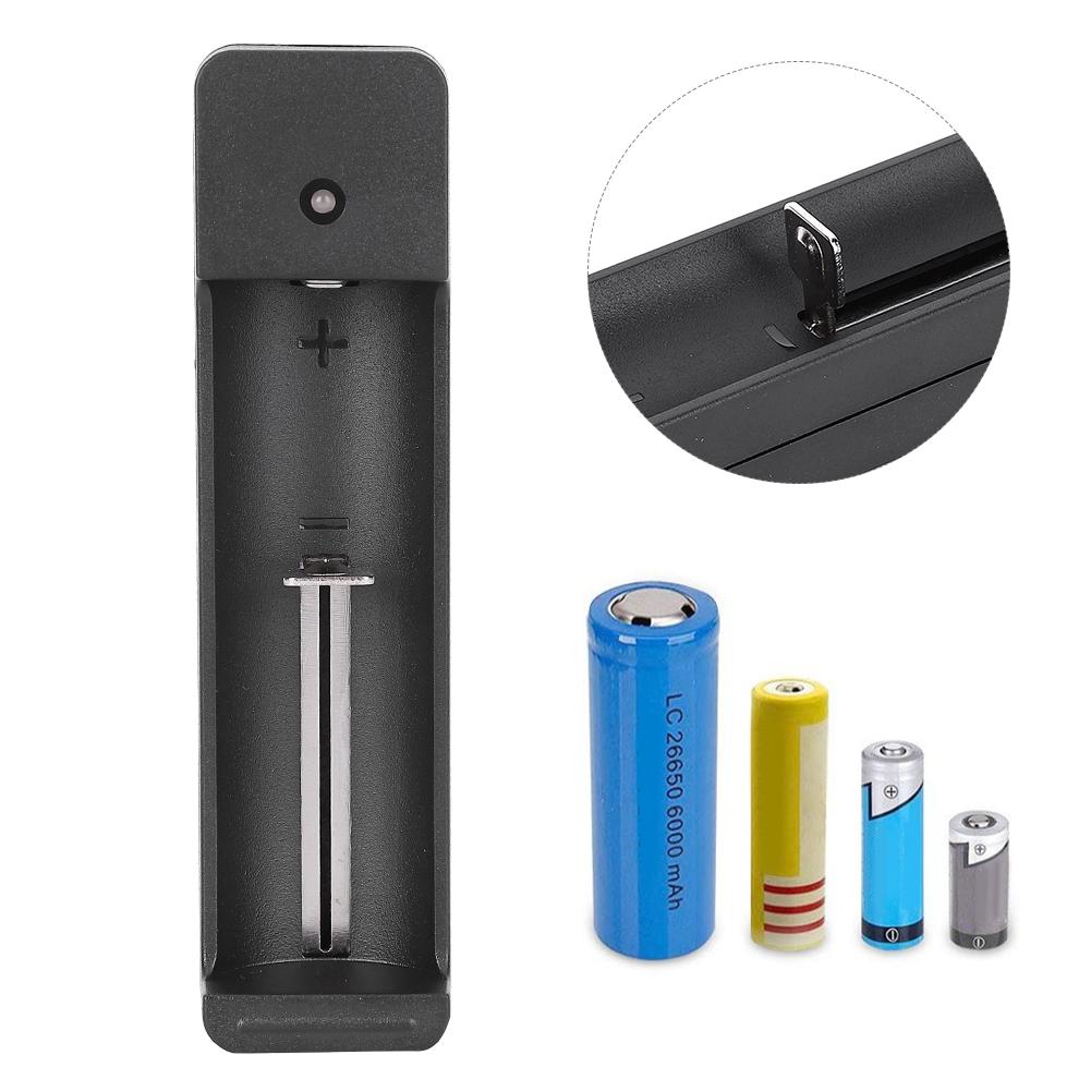 Black PC Universal Single Slot USB Battery Charger Adapter LED Intelligent Charging for Li Ion Cell 18650 26650 14500