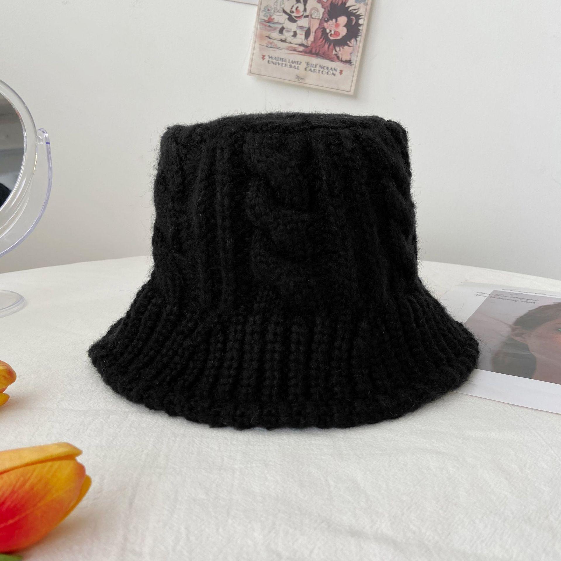 

Шерстяная шапка-рыбачка для женщин на осень и зиму в корейском стиле, универсальная, японская, милая, модная, подчеркивающая лицо, маленькая, бежевая, вязаная шапка-ведро M（56-58cm）