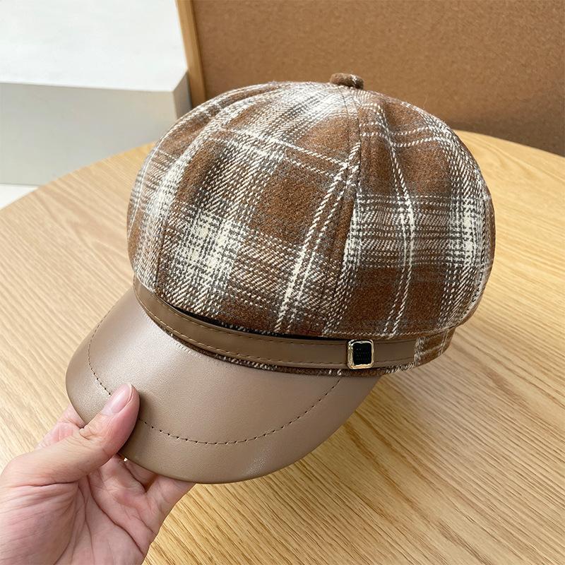 Autumn and Winter New Letter Octagonal Hat Japanese Literary Retro All Match Painter Beret Big Head Duck Tongue Hat