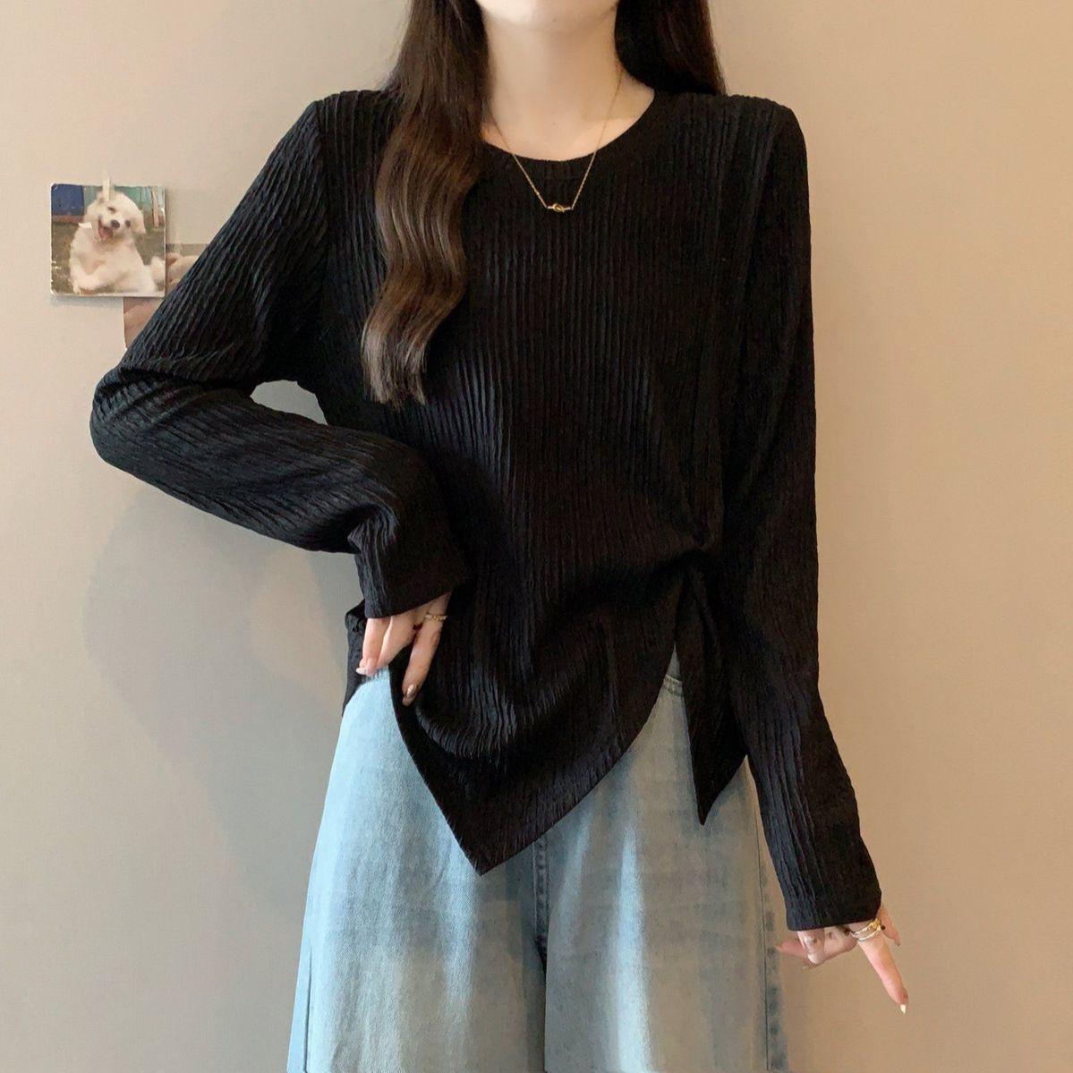 

Plus Size Textured Split Long Sleeve T-Shirt for Women - Slimming, Flaw-Hiding, Casual Wear for Spring & Autumn M [80-100 kg] чорний