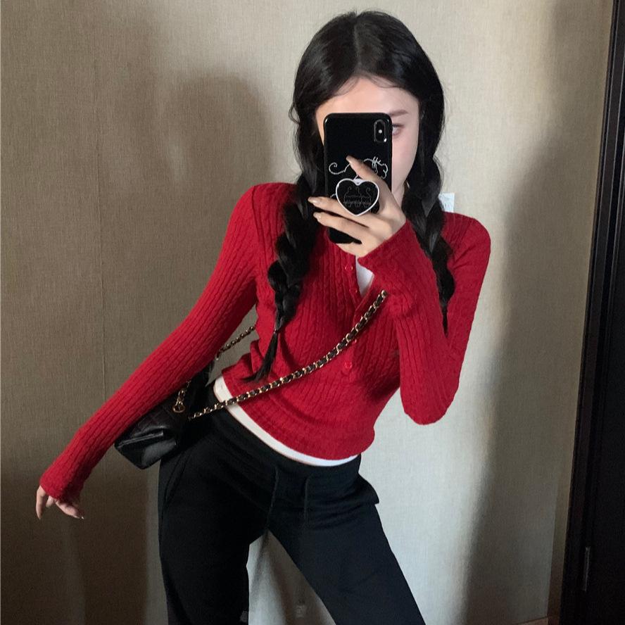 Red twist semi-open neck long-sleeved knitted sweater women's autumn and winter short slim-fit sweet Spice Girl sweater